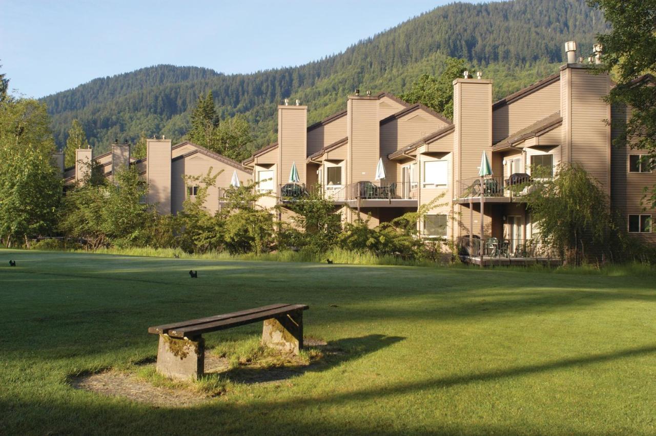 Whispering Woods Resort Welches Zewnętrze zdjęcie