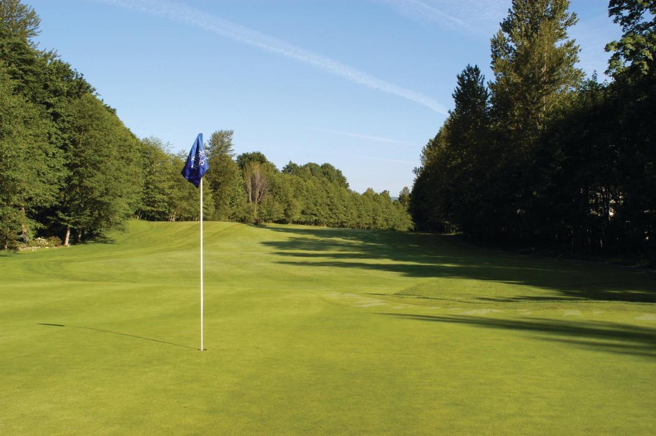 Whispering Woods Resort Welches Zewnętrze zdjęcie
