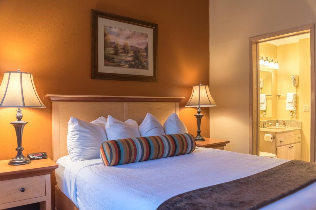 Whispering Woods Resort Welches Zewnętrze zdjęcie